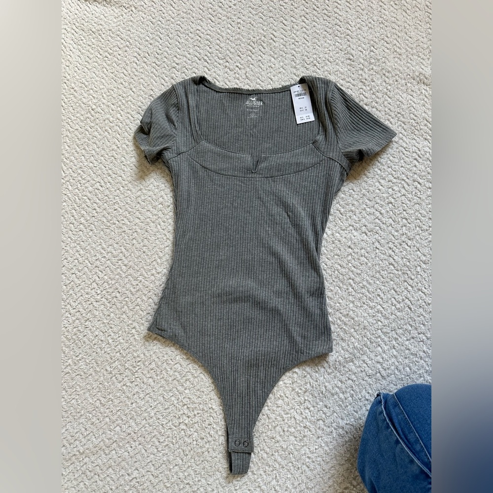 NWT - Hollister Bodysuit - Gray - Medium